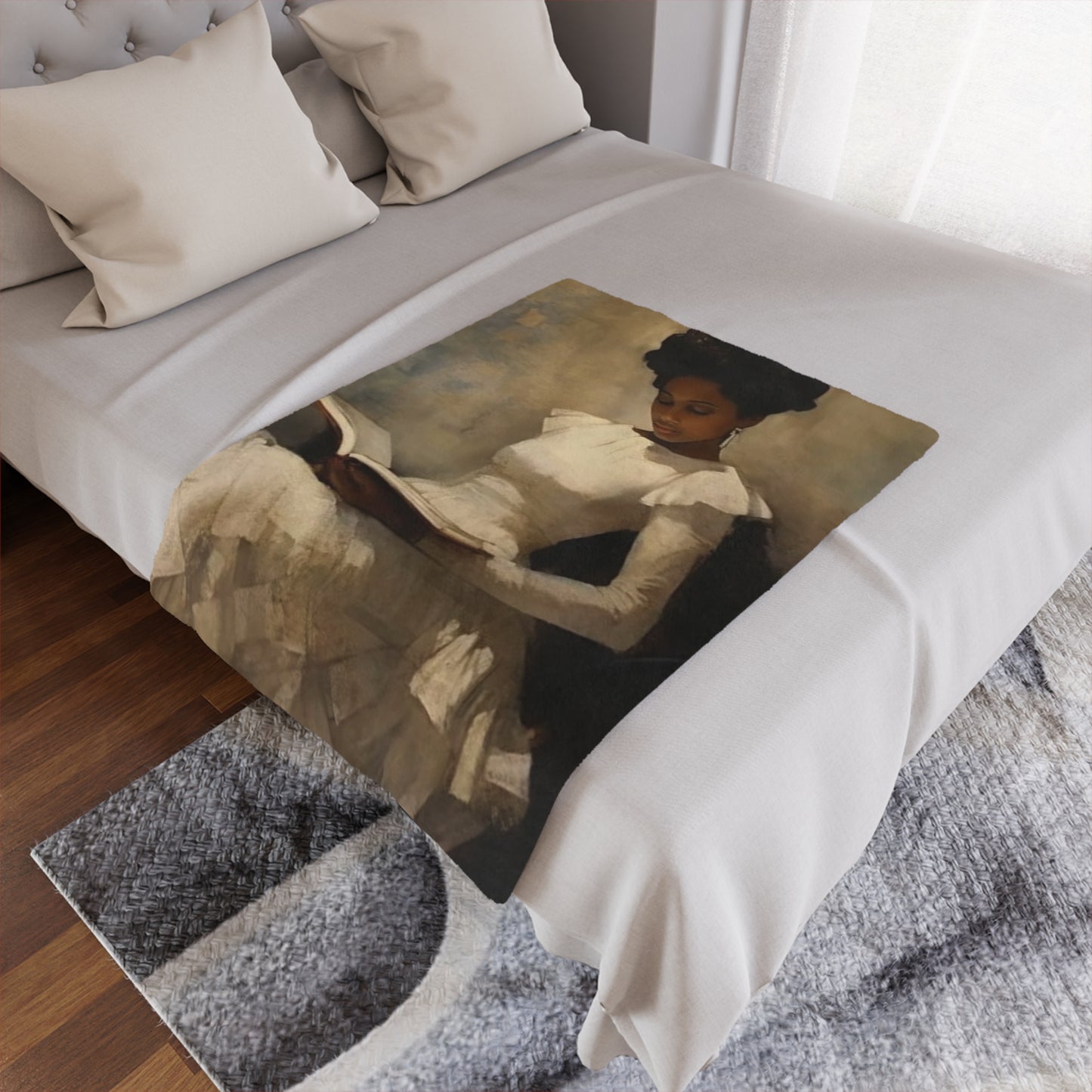 The Inquisitive Empress Microfiber Blanket